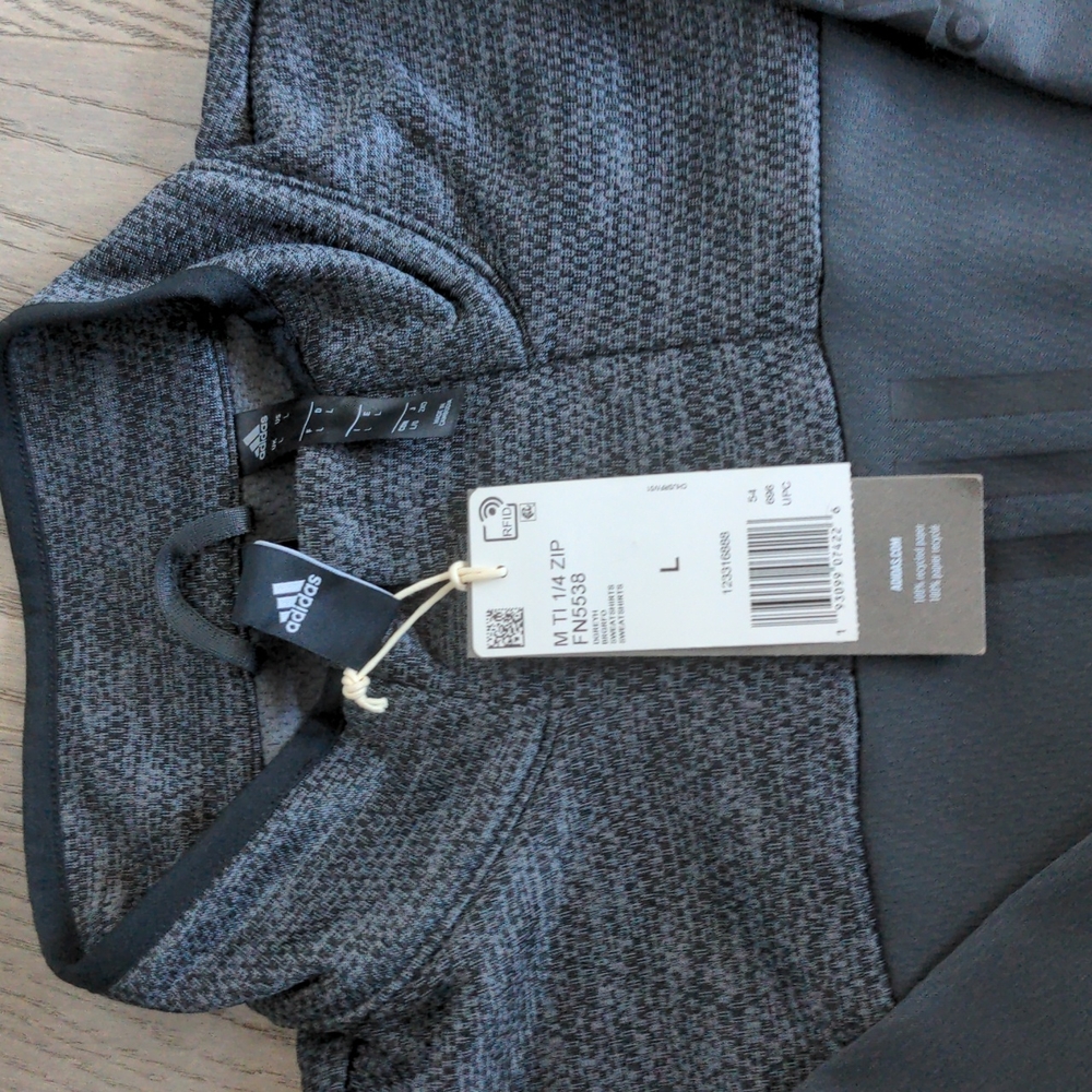 NWT Adidas 1/4 Zip Sweatshirt L - Picture 3 of 3